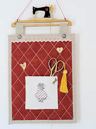 <br>Un porte ciseaux toujours disponible !<br><br>